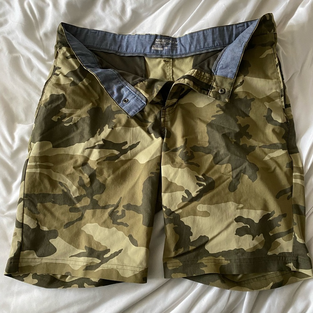 Nike golf shorts